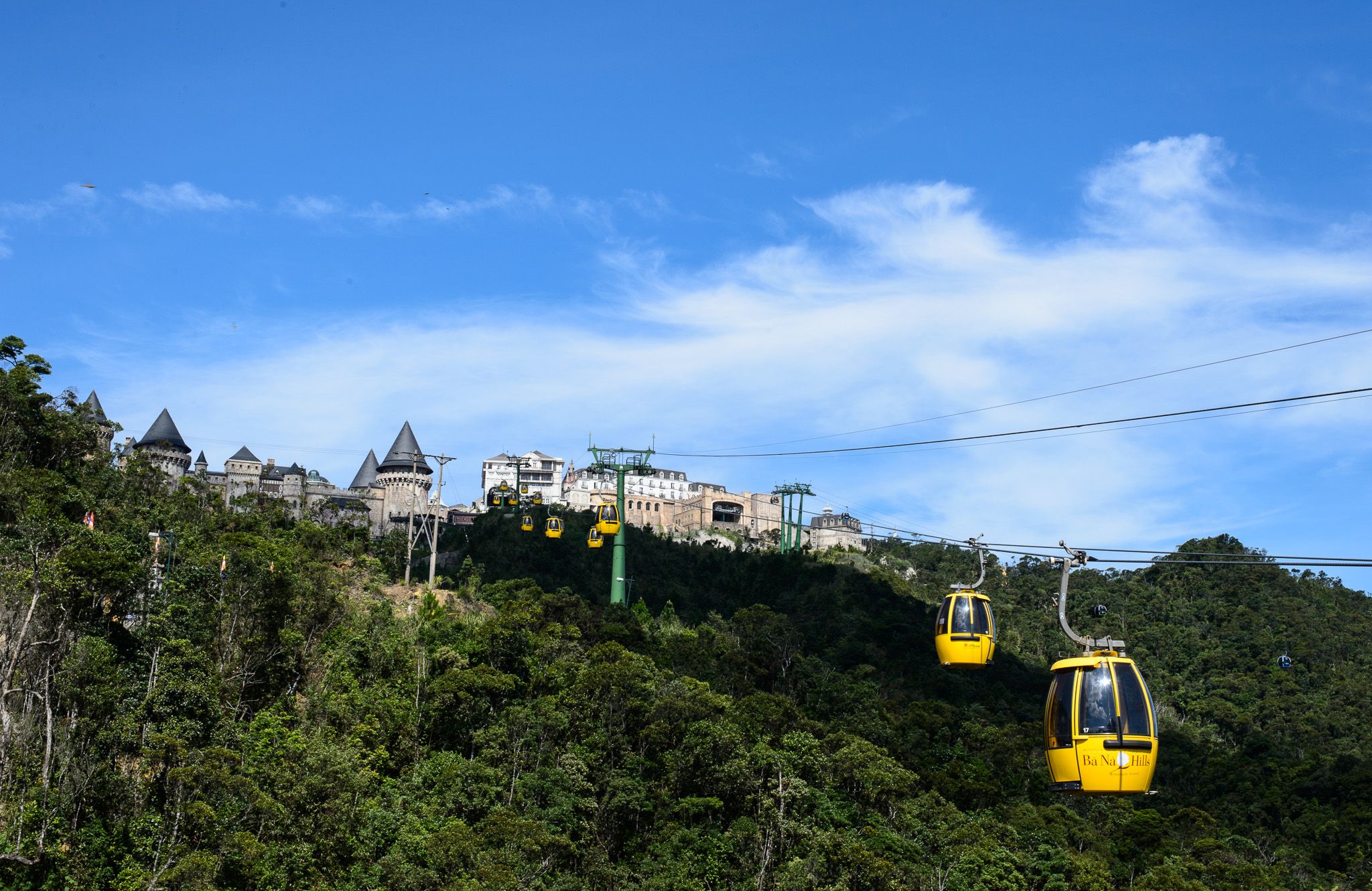 Tour Du Lịch Bà Nà – Huế – Phong Nha Trong 3 Ngày 2 Đêm